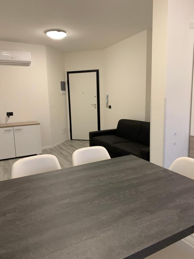 La Conchiglia A Marina Apartment Marina Di Carrara Bagian luar foto