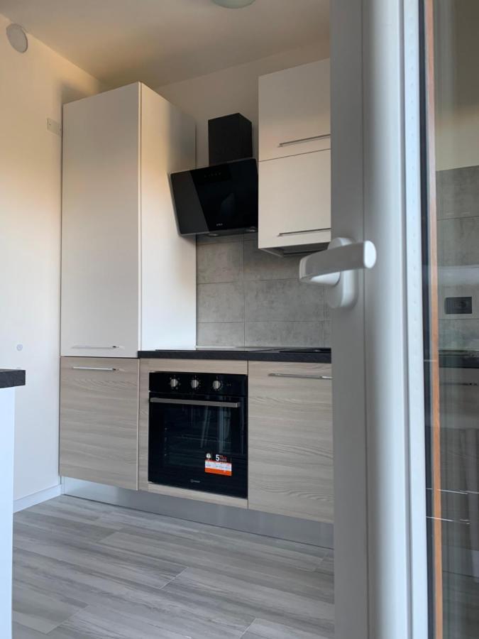 La Conchiglia A Marina Apartment Marina Di Carrara Bagian luar foto